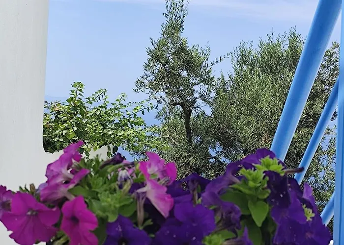 Seaside Soul Studio-cozy Escape Apartment Lukove